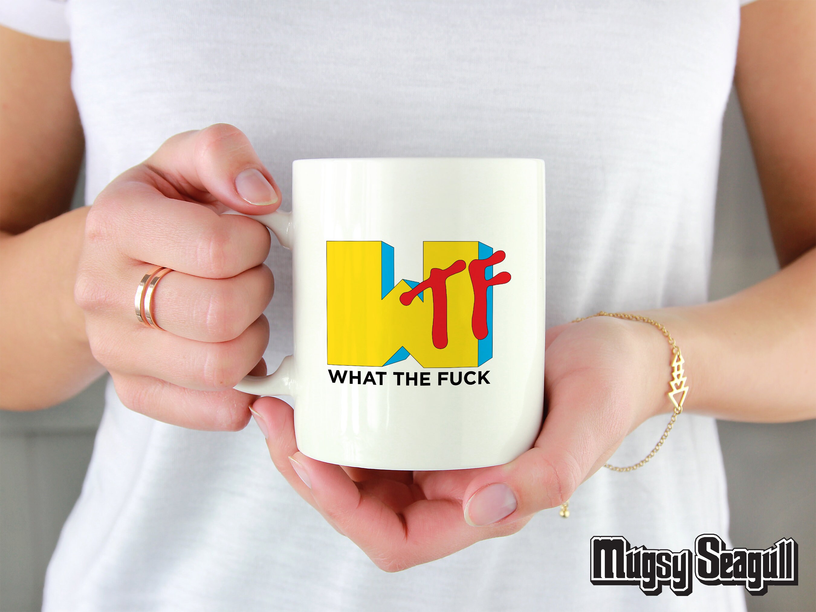 Discover Retro MTV Logo Mug Céramique