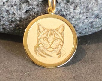 14K Solid Gold European Shorthair Cat Pendant – Symbol of Grace, Balance, and Intelligence – Gift for Cat Lovers