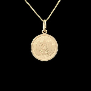Colgante de loto de oro macizo de 14 k, dije de flor de oro, collar de disco macizo, colgante de medalla, dije espiritual, collar de yoga de oro macizo