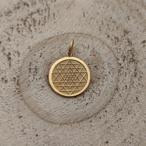 14K Solid Gold Sri Yantra Pendant, Personalized Solid Gold Necklace, Gold Personalized, Engraved Disc Charm, Big Size