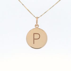 Collar con inicial de oro de 14 k, colgante minimalista con P, joyería con letra de oro personalizada, regalo único para ella y para uso diario
