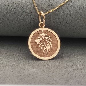 14K ソリッド ゴールド ライオン ネックレス、ライオン ヘッド ペンダント、アフリカン ジュエリー、ゴールド ディスク キング、パーソナライズされたチャーム