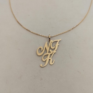 Collar con inicial de oro de 14 quilates, colgante minimalista con letra N, joyería personalizada con letra de oro, regalo único para ella y para uso diario.