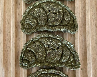 Henri's Croissants | Oat Free | Bunny, Guinea Pig, and Other Small Pet Treats | All Organic, Natural, and Healthy