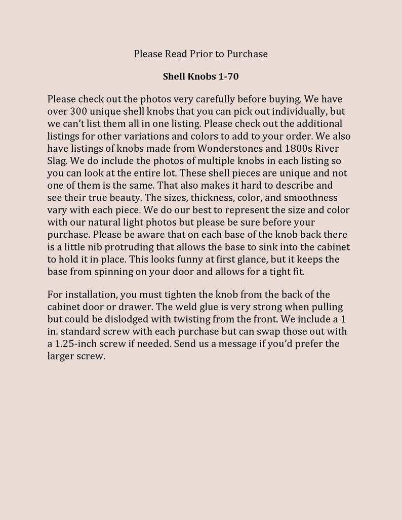 K&ouml;nnte beinhalten: Text auf cremefarbenem Hintergrund: "Bitte vor dem Kauf lesen" und "Muschelkn&ouml;pfe 1-70". Der Text beschreibt Muschelkn&ouml;pfe, ihre Variationen und Installationsanweisungen. Er erw&auml;hnt eine 2,54 cm Schraube.