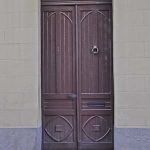 antique wooden door, doors, decorative door art, classic door, vintage door, door art photo doors of Tuscany, architectural doors stone wall