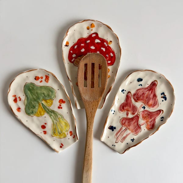 Handmade Ceramic Spoon Rest with Mushroom Designed, Autumn / Fall Themed Spoon Rest , Autumn Decor Kitchenware