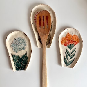 Floral Spoon Rest, Handmade Ceramic Spoon Rest, Handpainted Pottery Kitchenware Spoon Rests, Unique Spoon Rests