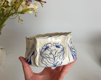 Handmade Ceramic Matcha Bowl with Blue Flowers Hand-Painted Illustrations - Botanical-Themed Matcha Bowl Matcha, Rustic, Ceramic Matcha Bowl