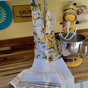 Kitchen Towel Boa