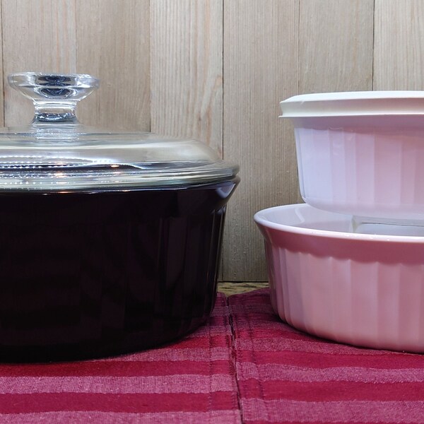 Corning Ware Classic Black 1.5 Qt w/Glass Pyrex Lid, French White 725 mL (.75 Qt), French White 500 mL (.5 Qt) w/Plastic Lid, Buy 1 or All