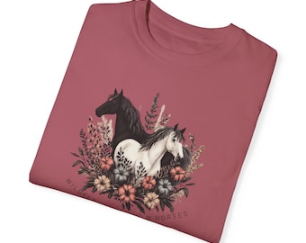 Laineywälsson Wildblumen & wilde Pferde Komfortfarben T-Shirt | Country Musik Fan