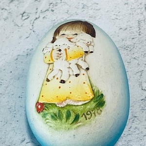 Vintage 1978 Ferrandiz Easter Egg, Little Girl Holding Lamb, ANRI in Italy