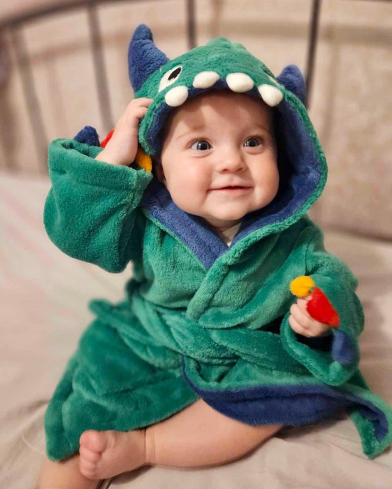 Peignoir brode personnalise peignoir dinosaure peignoir cadeau pour nouveau ne cadeau de bapteme peignoir super doux. LIVRAISON RAPIDE Etsy France