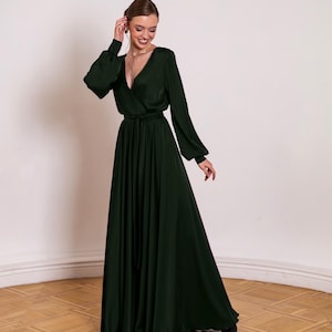 dark olive green mother of the bride dress Mother Of The Bride Olive Green Dresses A Line V Neck 3/4 Illusion Sleeves Appliqued Chiffon Floor Length Mother Of The Bride Dresses