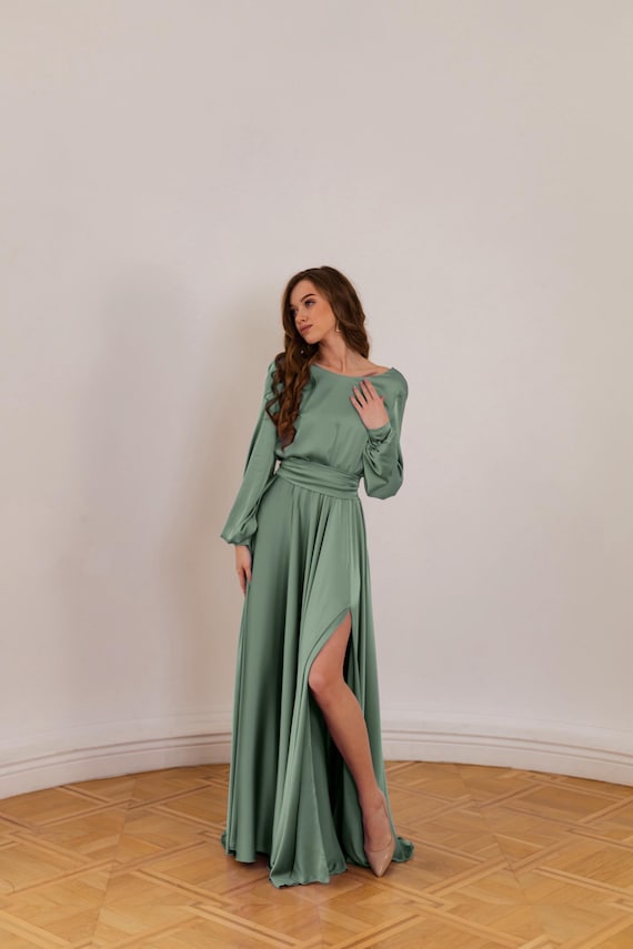 green emerald velvet dress Dusty Sage A-Line Round Neck Simple Ankle Length Mother of The Bride Dresses main image 1