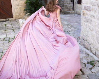 Langes Fliegen Kleid für Fotoshooting Plus Größe Fliegen Kleid Verlobungs Kleid für Fotoshooting Langes Rosa Zug Kleid Neckholder Langes Fliegen Kleid