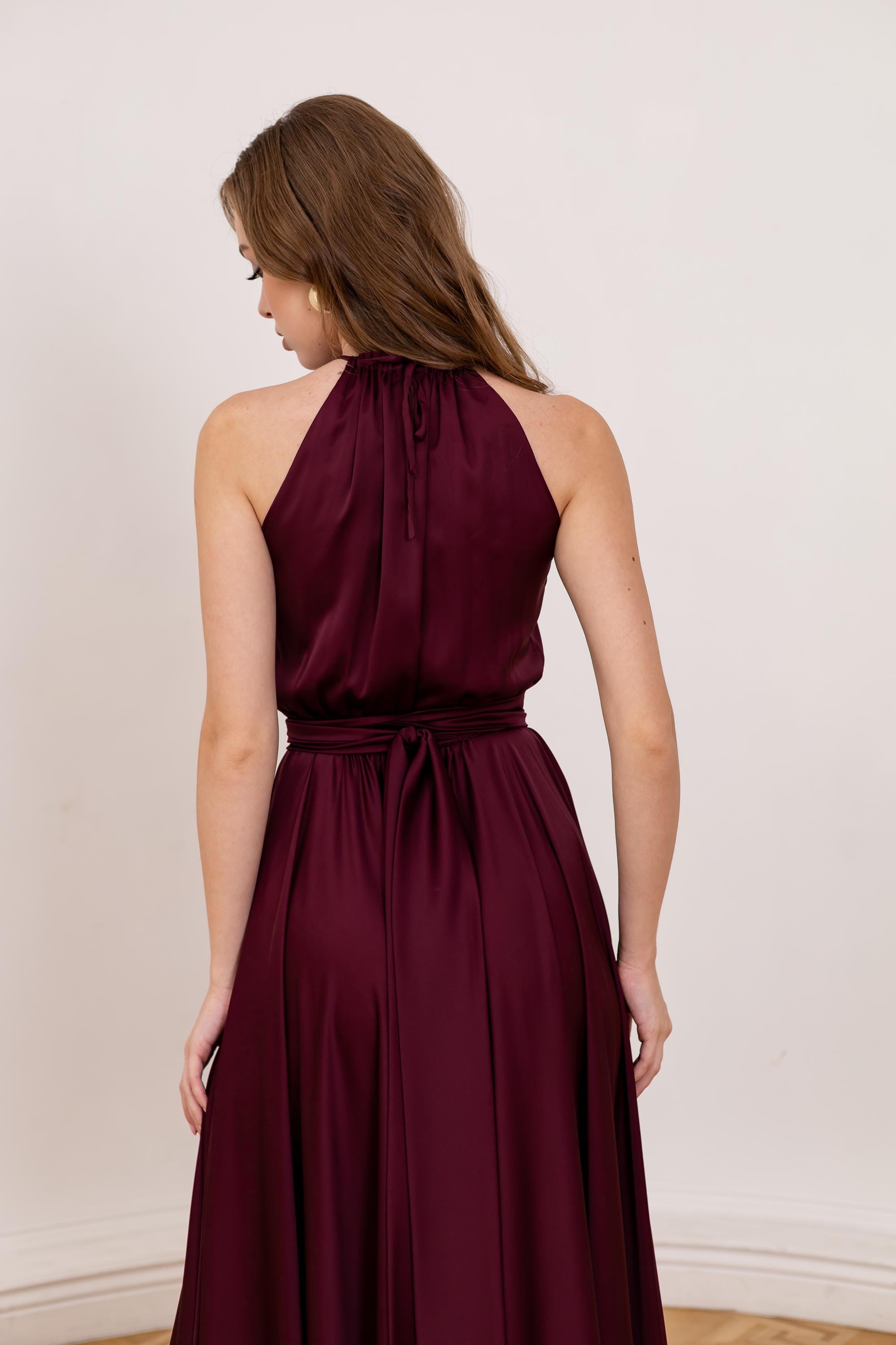 Maroon Halter Neckline Dress Classy Bridesmaid Dress Sleeveless Satin Flowy Dress Dresses for Women Wedding Guest Evening Dress Long