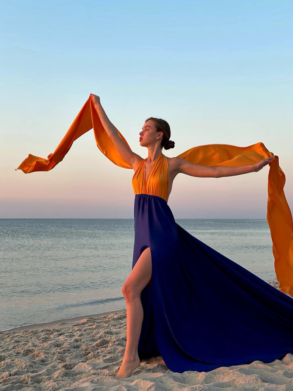green emerald velvet dress This Timeless Summer-to-Fall Maxi Dress Is Only $44 at Amazon