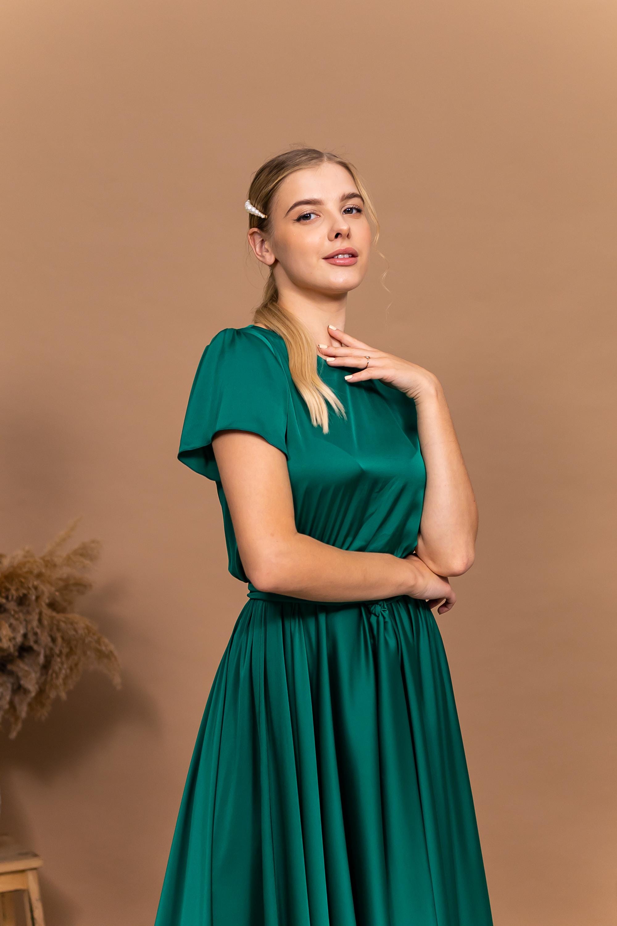 designer emerald green short sleave dress formal for wedding Bridesmaid Guest Dress Tea Length Sleeve Flowy Dress Boat Neckline Dress Handmade Evening Party Dress Luxury fabric