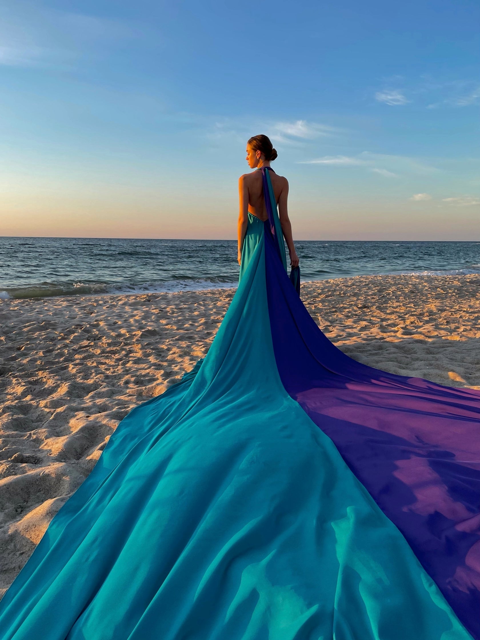 knee length dresses for ladies Chiffon Sleeveless V Neck A Line Long Sky Blue Flowy Prom Dress main image 0