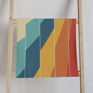 Retro Striped Hand Towel: 70s Style Geometric Decor