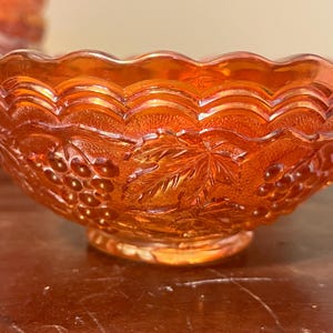 Marigold Carnival “Imperial Grape&quot;  Small Bowl 4.5in glass bowl