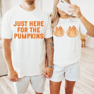 Funny Couples Fall Shirts, Comfort Colors Couple Pumpkin Picking Tees, Adult Humor Halloween Party Matching Shirts for Couples