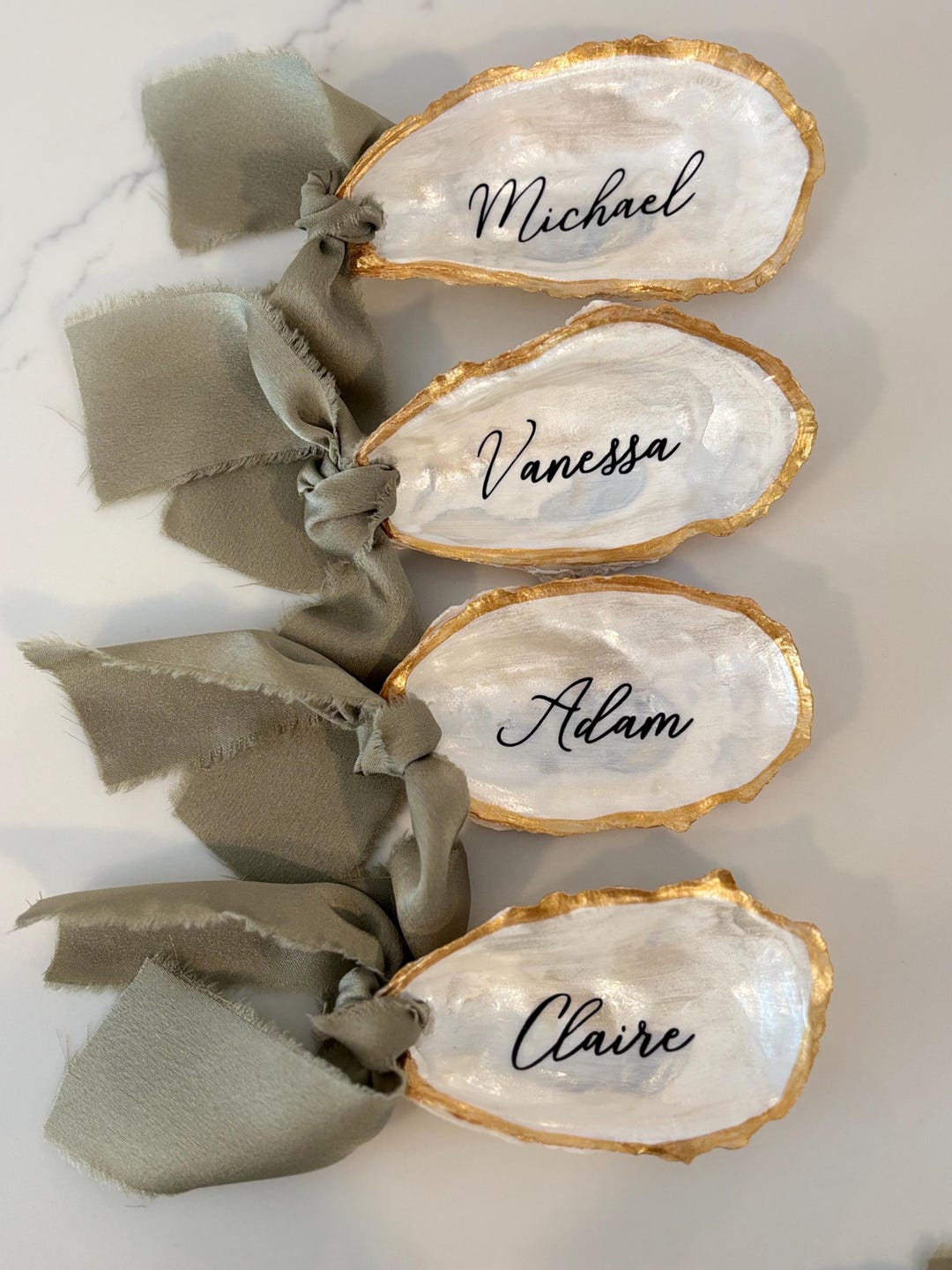 Shell Favour Oyster Shell Place Cards: Wedding Favors, Event Favors, Guest Seating ...
