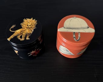Vintage Cylindrical Papier-mâché Storage Box Lions, Animals, Safari Hats 3”