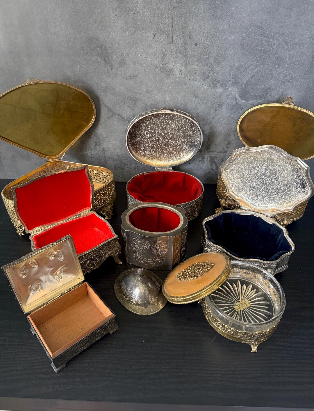 UNIQUE Antique Jewelry Boxes With Velvet Lining for Delicate Jewelry ...