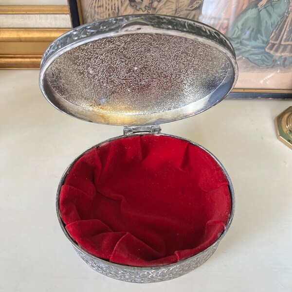 Victorian Repousse Oval Silver Plated Keepsake, Trinket, Jewelry Box with Original Red Velvet Lining Engraved Monogram of "EJB" 1970's