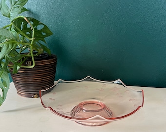 Floral Etched Pink Glass Cake Stand 9” Home Accent Tray Decor Desserts