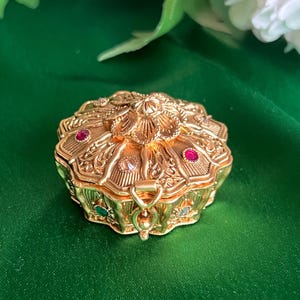 Haldi Kumkum Dabbi Gold Plated Sidoor Dabbie Small Sindoor box Wedding Gift Pooja gift House warming Haldi Kumkum Women Traditional gift