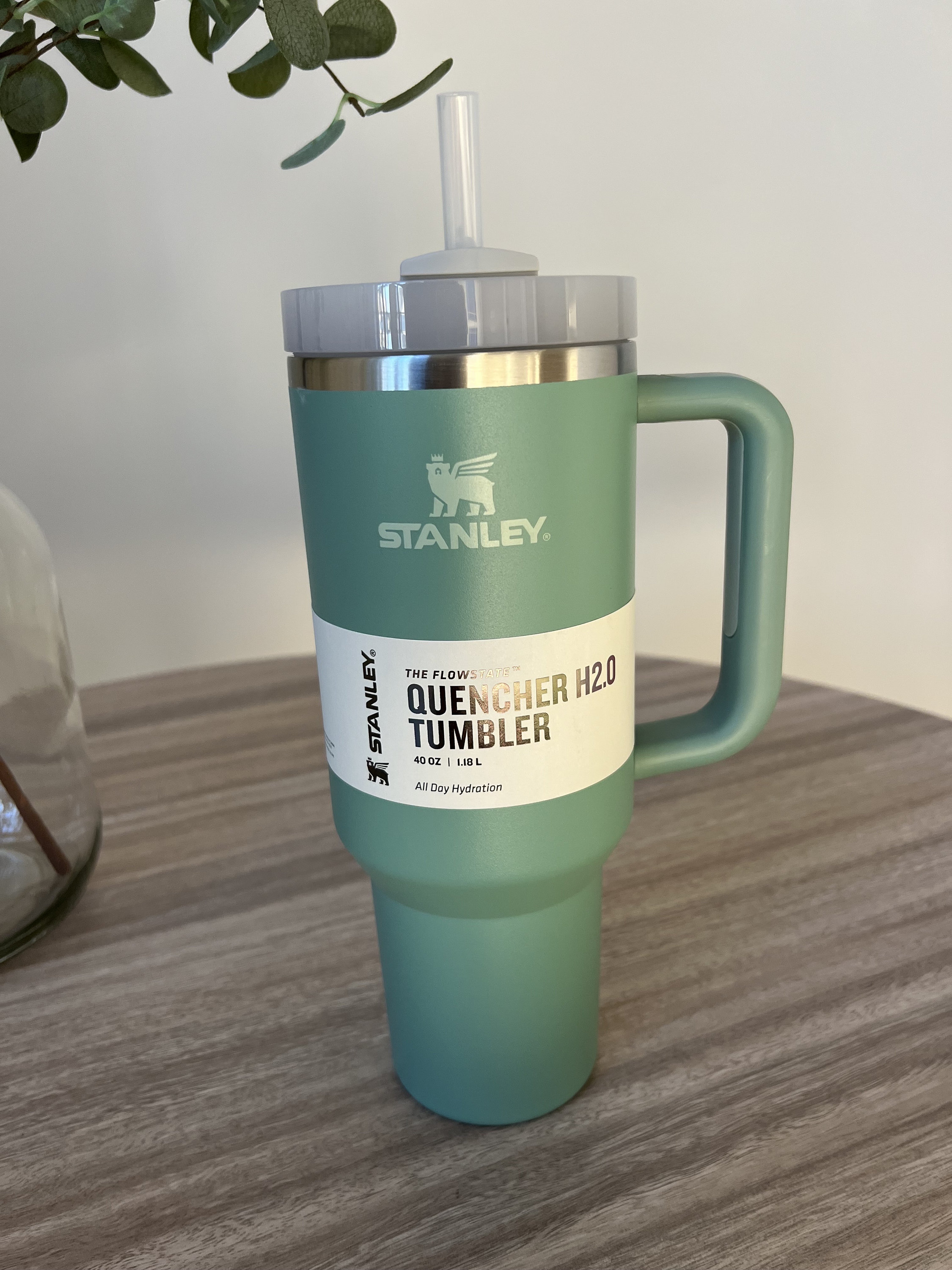 Stanley Quencher H2.0 Flowstate Tumbler 40oz Flint Grey