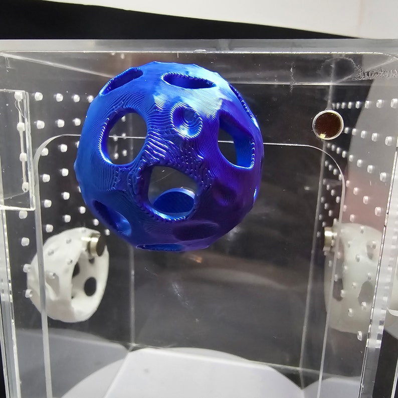 3D Printed Celestial Full Moon/ Alien Planet Decor Jumping Spider Hide ...