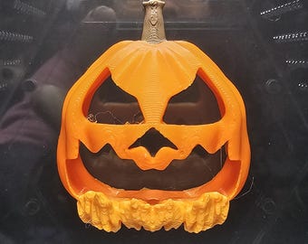 3D printed Magnetic Pumpkin Eater Jumping Spider Hide Enclosure Decor