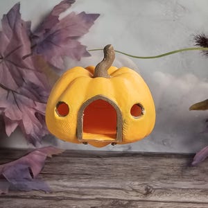3D printed Magnetic Pumpkin Spider Hide