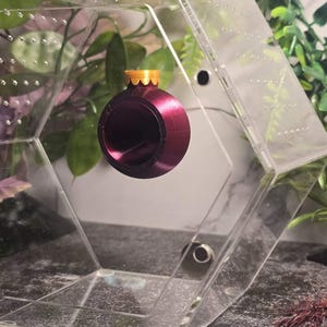 3D printed Magnetic Christmas Ornament Jumping Spider Hide