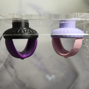 3D printed Magnetic Open Back Acorn Jumping Spider Hide Small Terrarium Decor