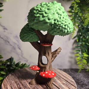 3D printed Open Back Leafy Tree Base Spider Hide