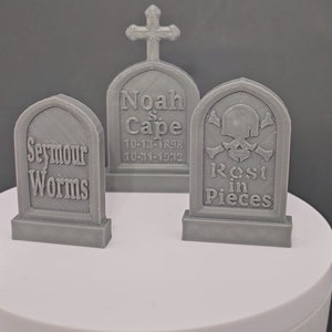 3D printed Magnetic Gravestone Platforms Set of 3, Terrarium Decor, Jumping Spider