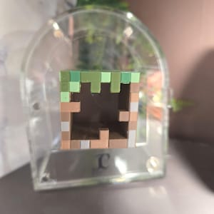 3D printed Gamer Grass Block, Dirt Block Platform Spider Hide