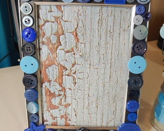 Blue vintage button picture frame
