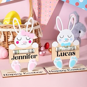Porta soldi personalizzato a forma di coniglietto pasquale, nome personalizzato, regalo in legno! Perfetto per cesti pasquali, bomboniere o regali. Contiene soldi, carte o dolcetti
