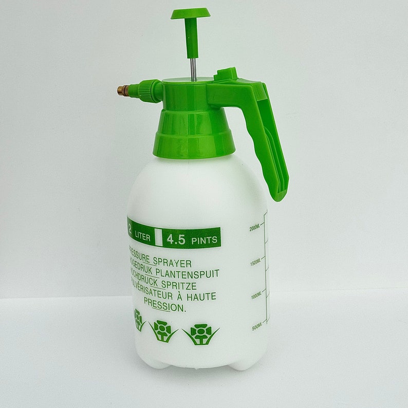 Dr. Mani's Magic - 2L Pressure Sprayer