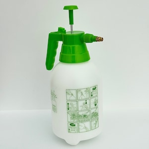 Dr. Mani's Magic - 2L Pressure Sprayer