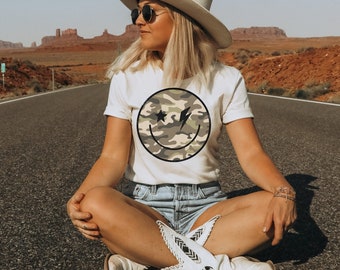 Camo Happy Face shirt | Camo smiley face tee | Retro happy face shirt | Women's camo shirt | Grunge Happy face | Camo graphic tee