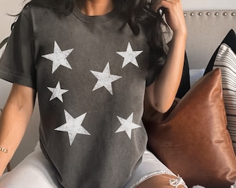 Star T Shirt Comfort Colors Shirt Star tee retro shirt star retro outfit gift for friend patriotic shirt Trendy Shirt Gift Star graphic tee