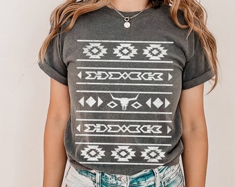 Western Boho T Shirt Cowgirl Gift Cute Rodeo Outfits Southwestern Apparel Country Concert Tee Nashville Trip Trendy Crewneck Aztec Cowboy